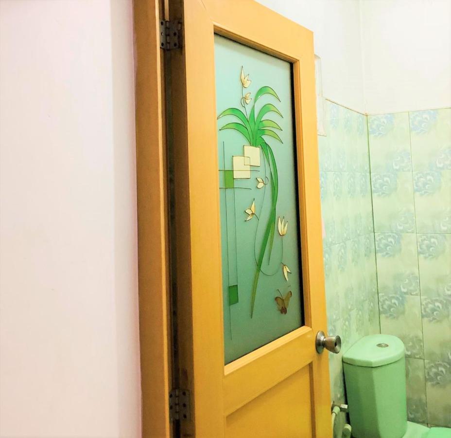 אנוראדפורה Grand Refuge Holiday Rooms מראה חיצוני תמונה